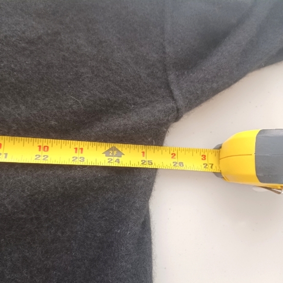 Neiman Marcus 100% Cashmere Asymmetric Oversized Sz S Braided Sleeve Sweater - Picture 13 of 13